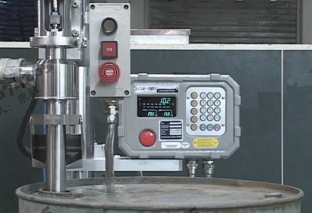 全自動(dòng)灌裝機(jī)|干粉砂漿包裝機(jī)|自動(dòng)灌裝機(jī)|噸袋包裝機(jī)|防爆灌裝機(jī)|涂料灌裝機(jī)|潤滑油灌裝機(jī)|液體灌裝秤|油漆灌裝機(jī)